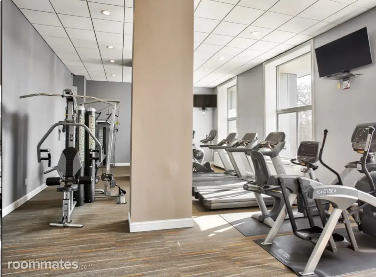 Profile photo 3 of 7