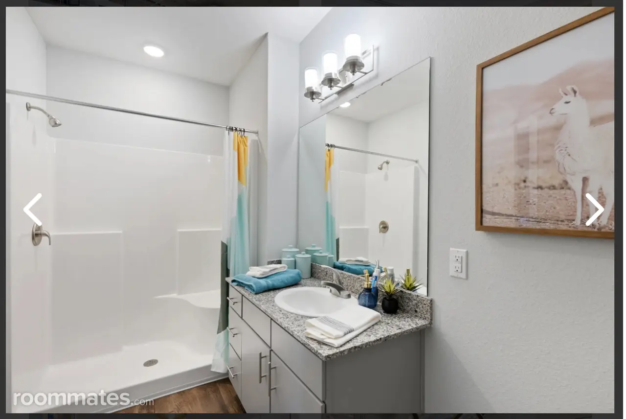 Profile photo 1 of 6