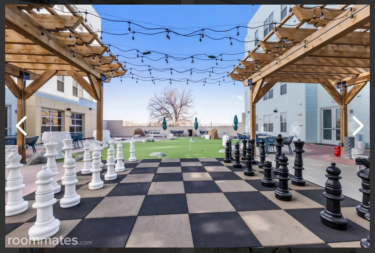 Profile photo 5 of 6