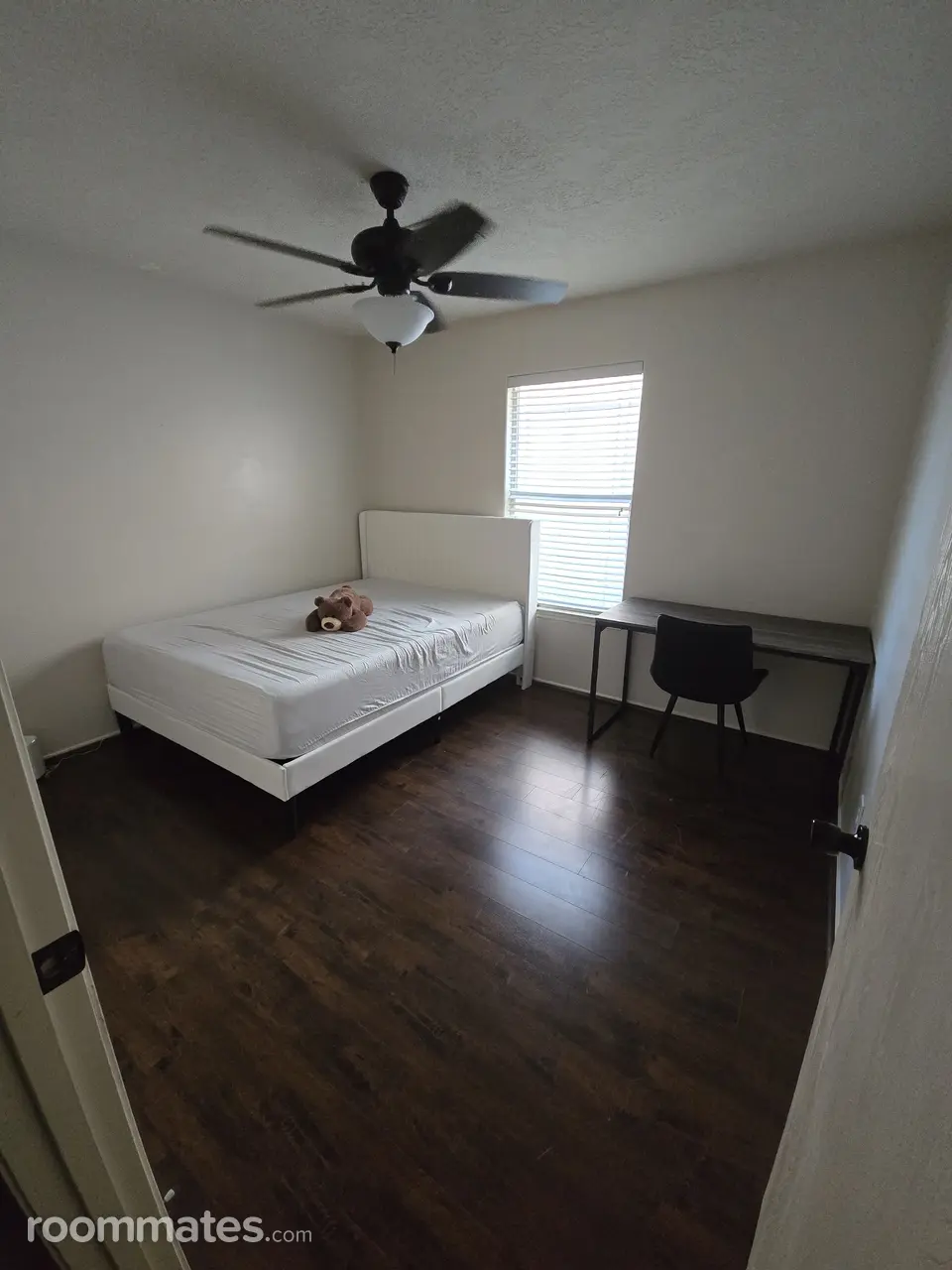 Profile photo 5 of 9