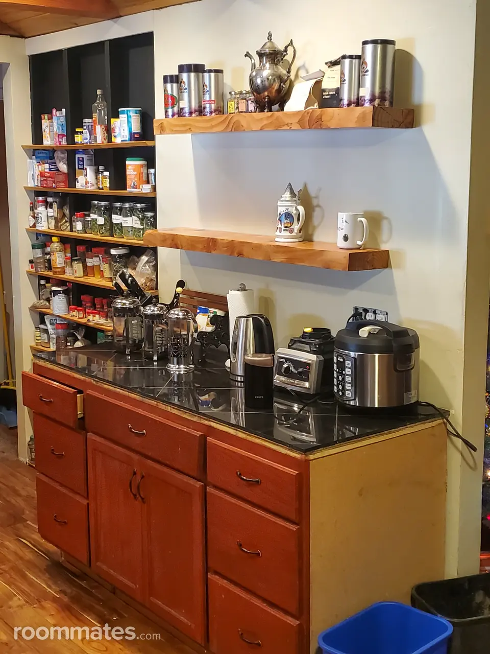 Profile photo 4 of 11