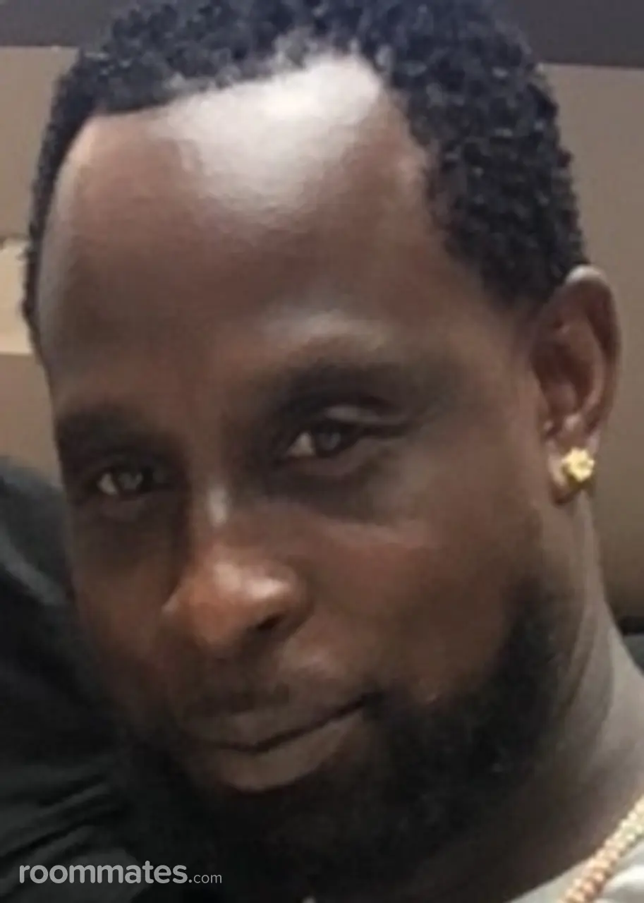 Profile photo 1 of 1