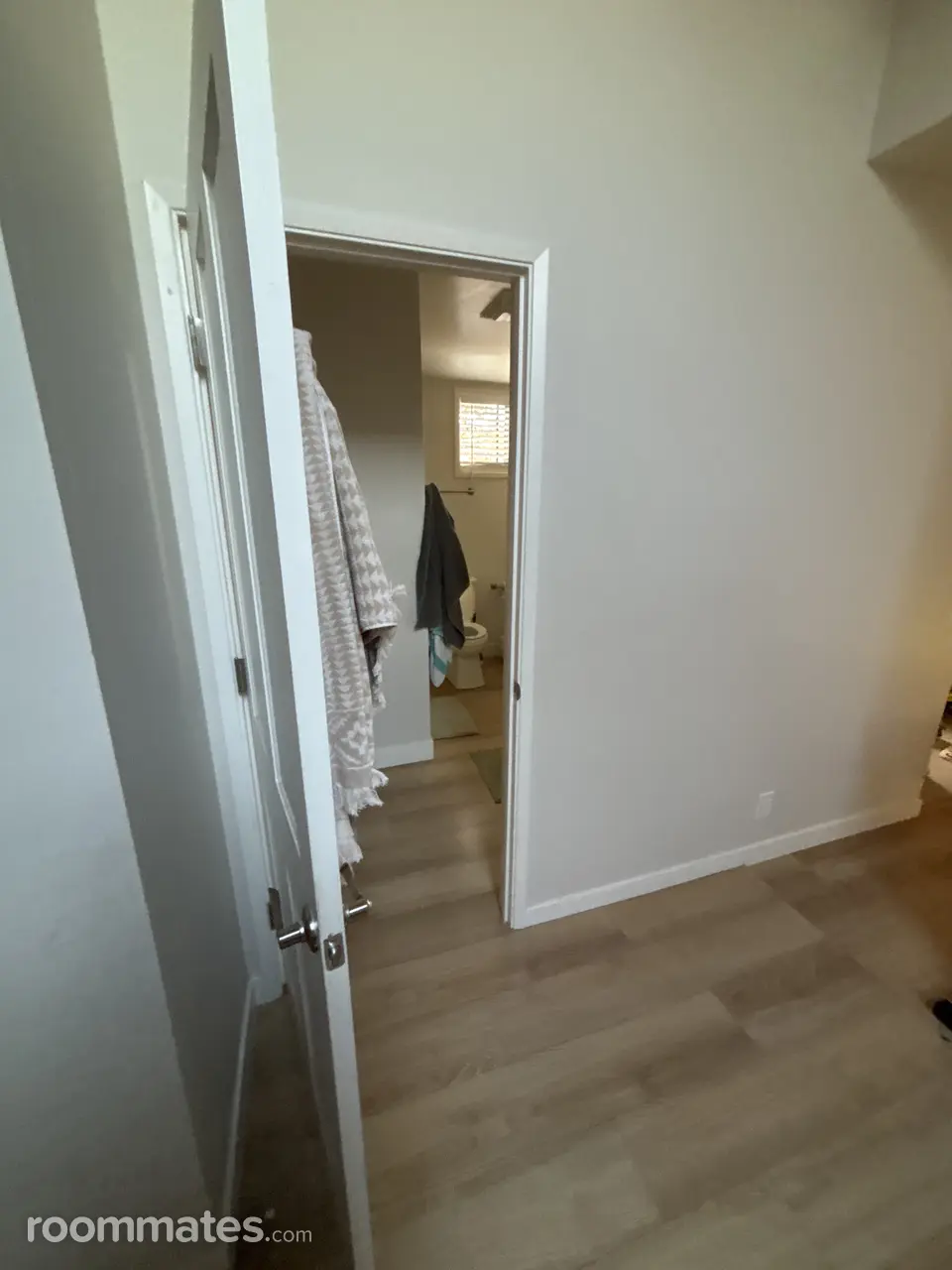 Profile photo 4 of 12