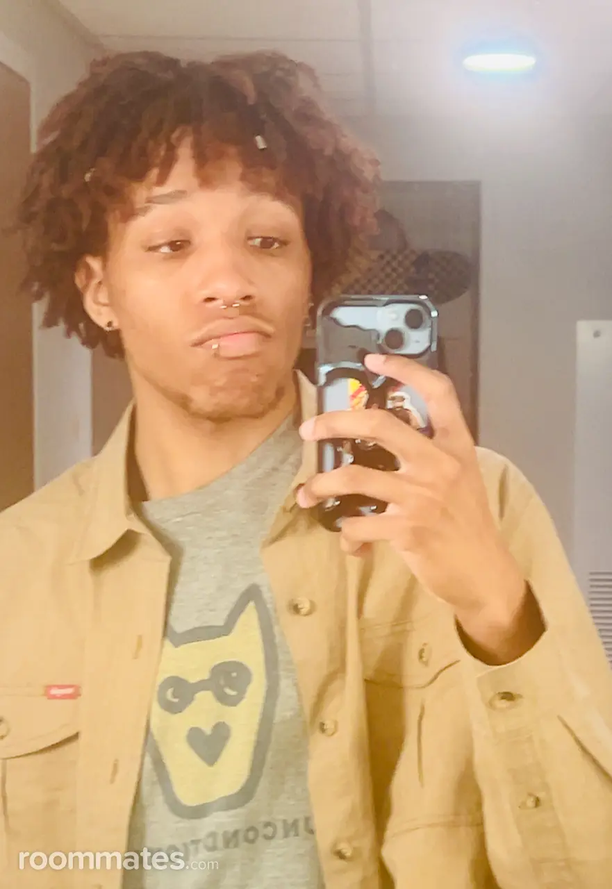 Profile photo 1 of 1