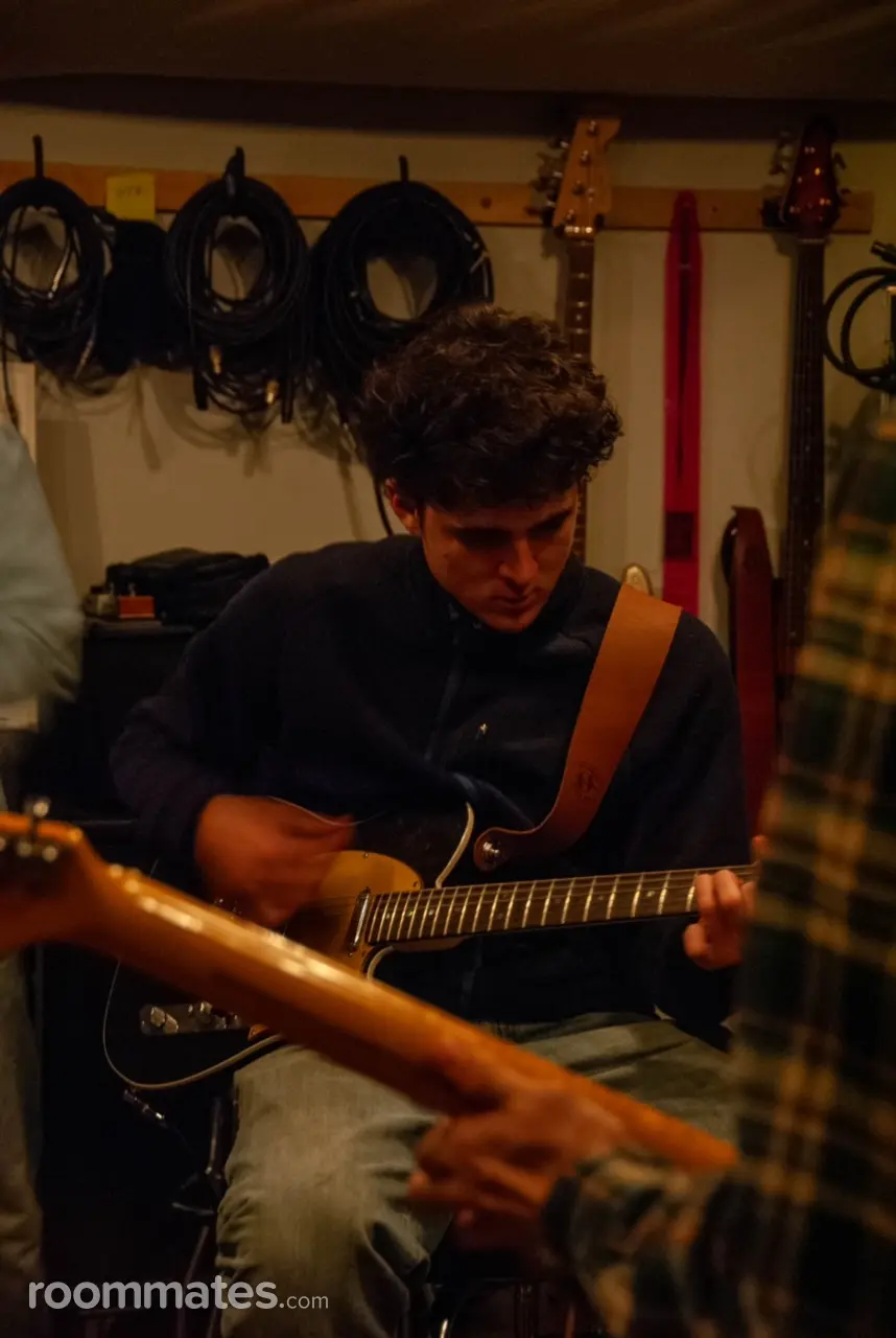 Profile photo 2 of 4