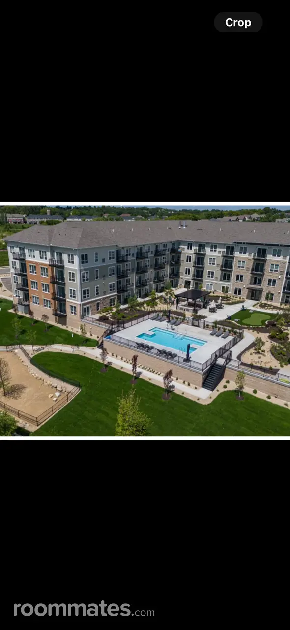 Profile photo 7 of 14