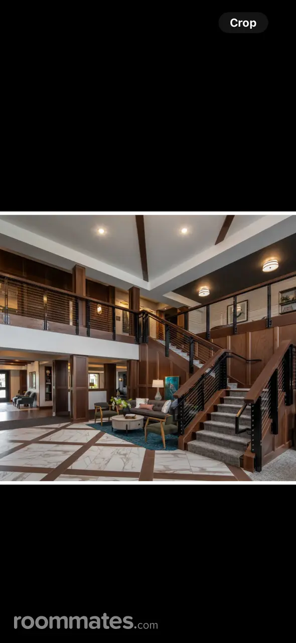 Profile photo 6 of 14