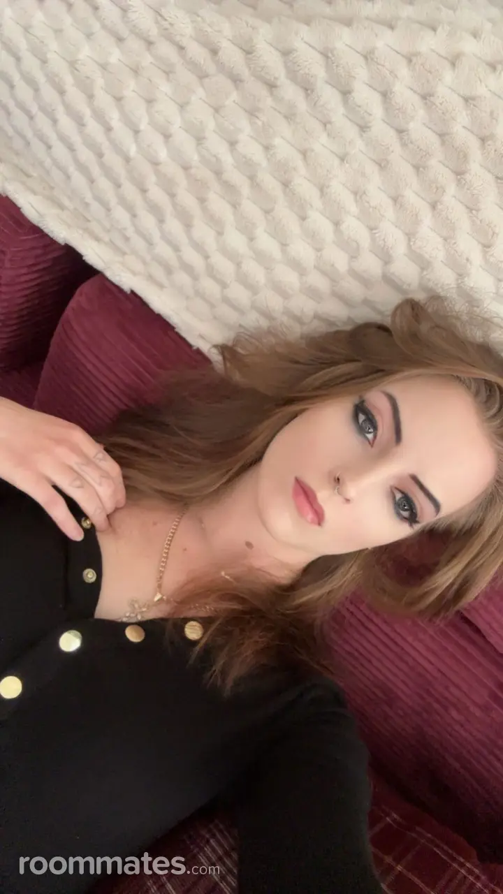 Profile photo 11 of 14