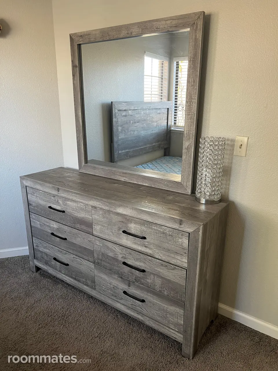 Profile photo 2 of 4