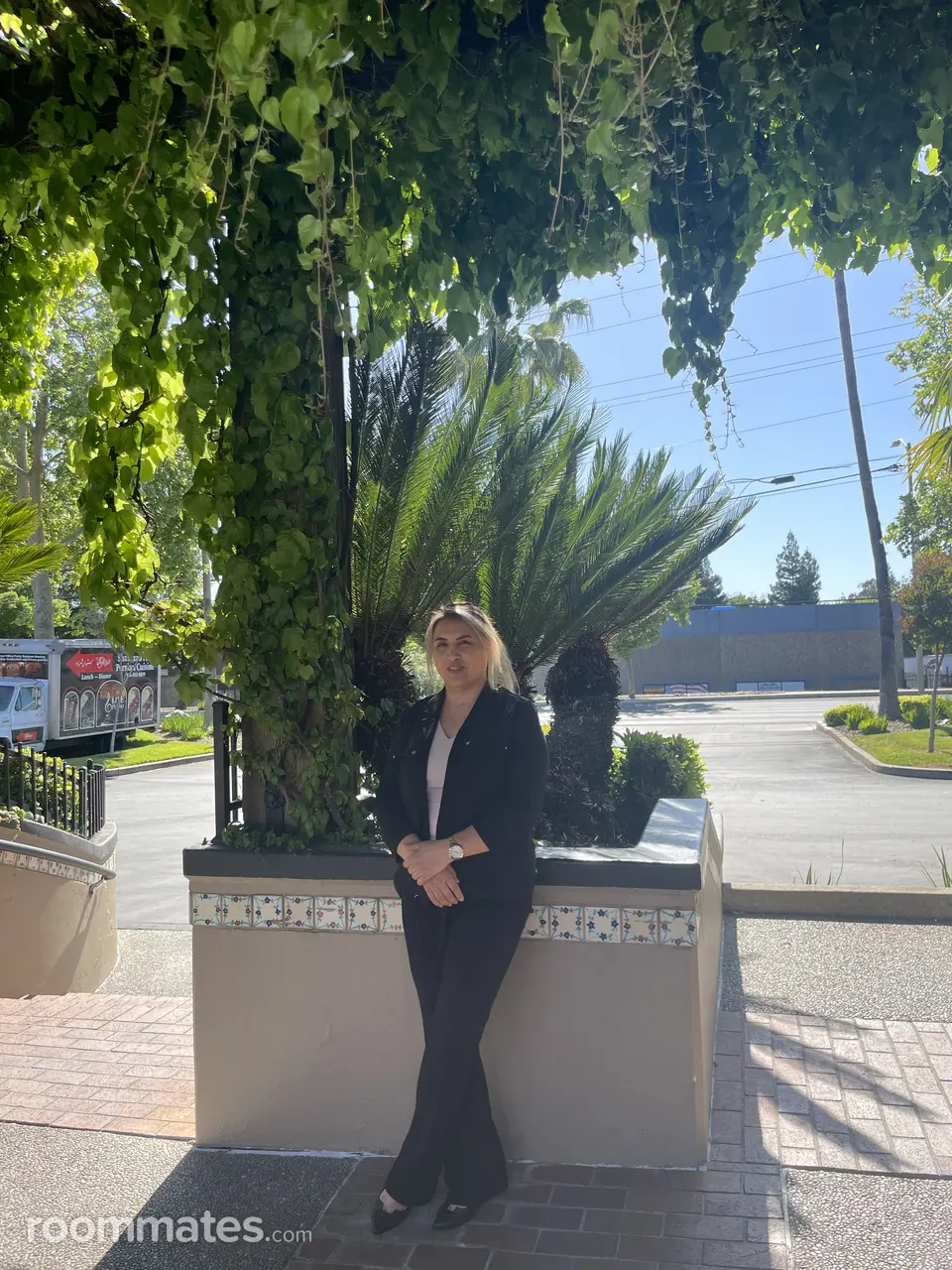 Profile photo 4 of 4