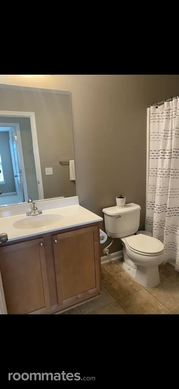 Profile photo 7 of 11