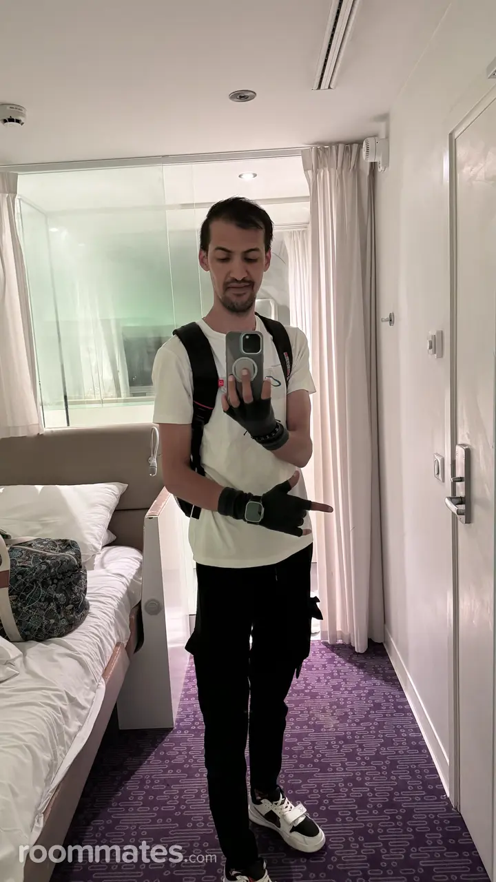 Profile photo 5 of 5