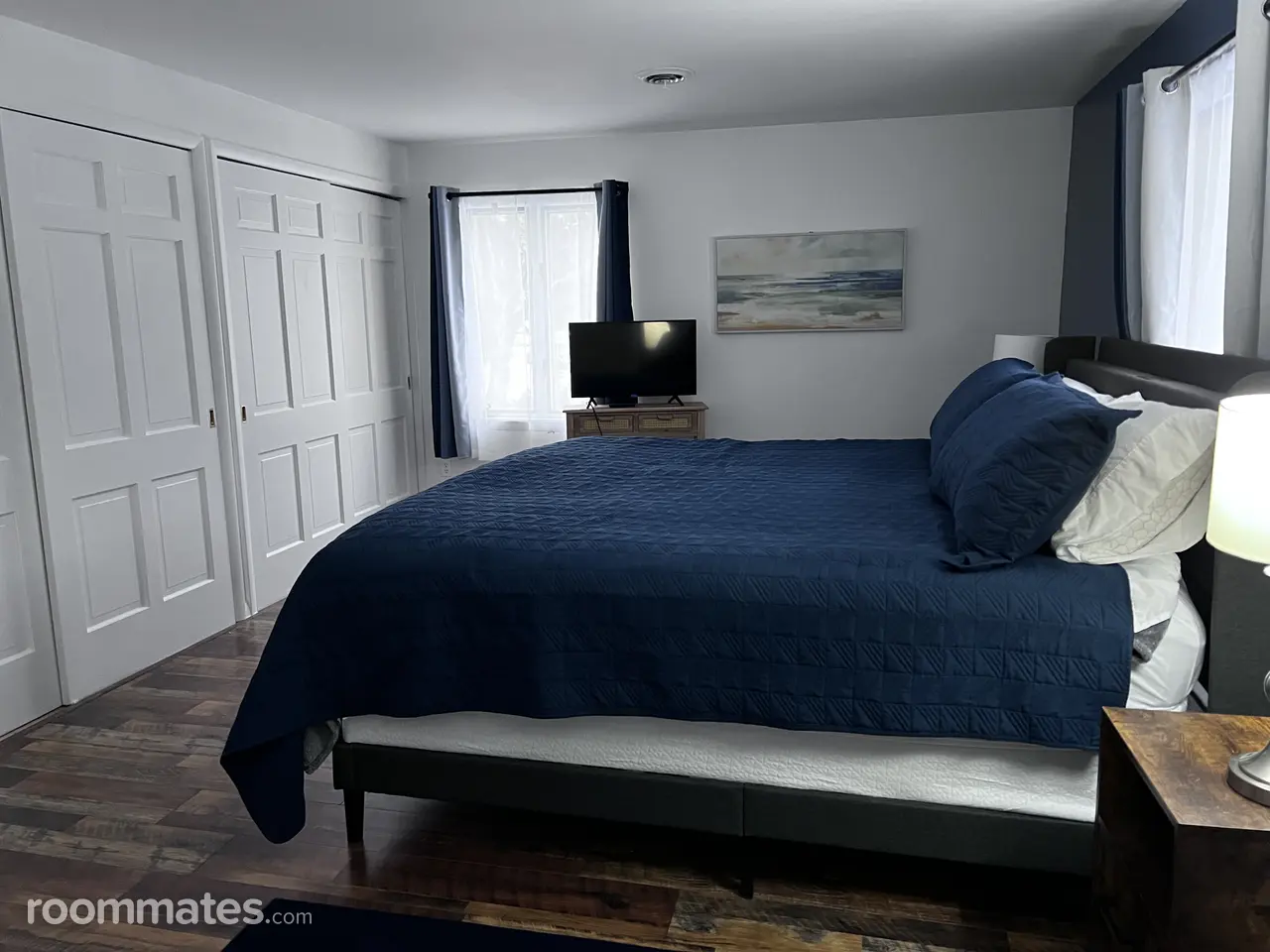 Profile photo 1 of 8