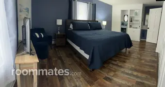 Room for rent in Gates NY $1200, house