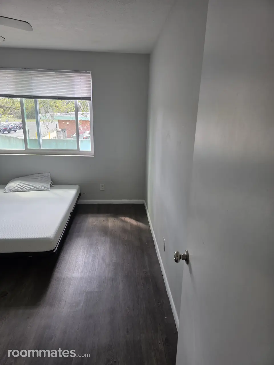 Profile photo 5 of 6