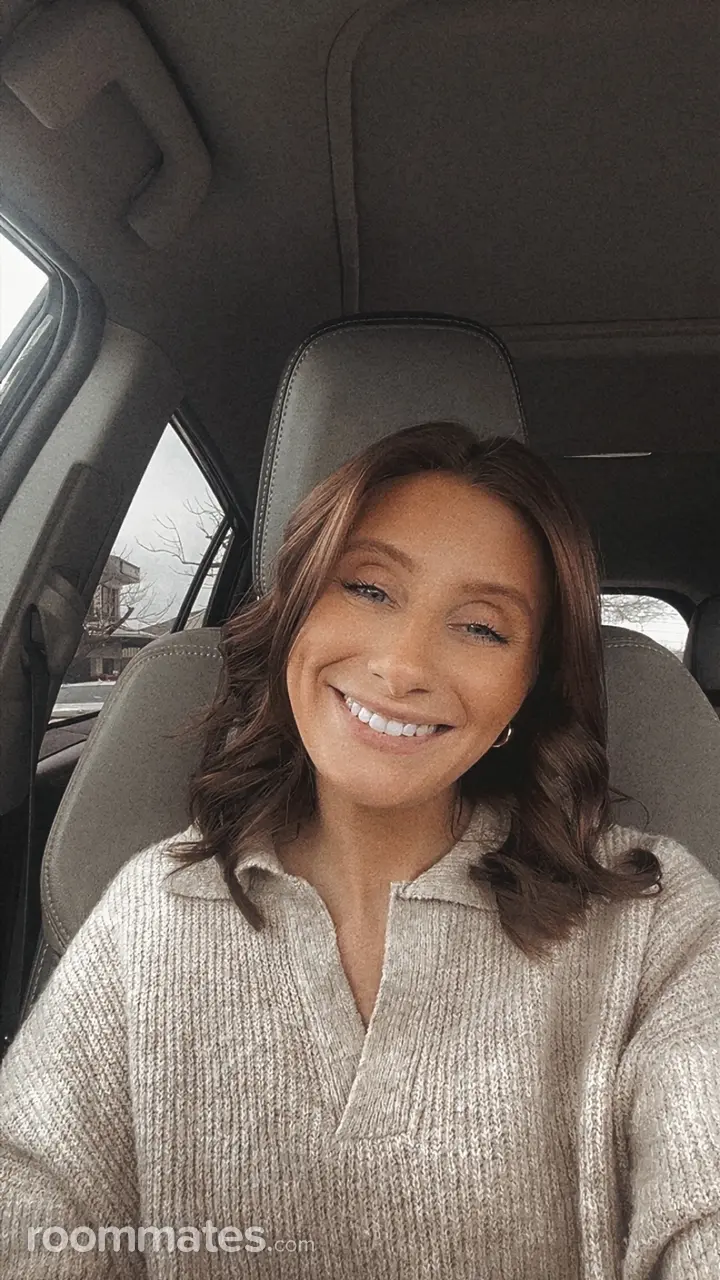 Profile photo 1 of 6