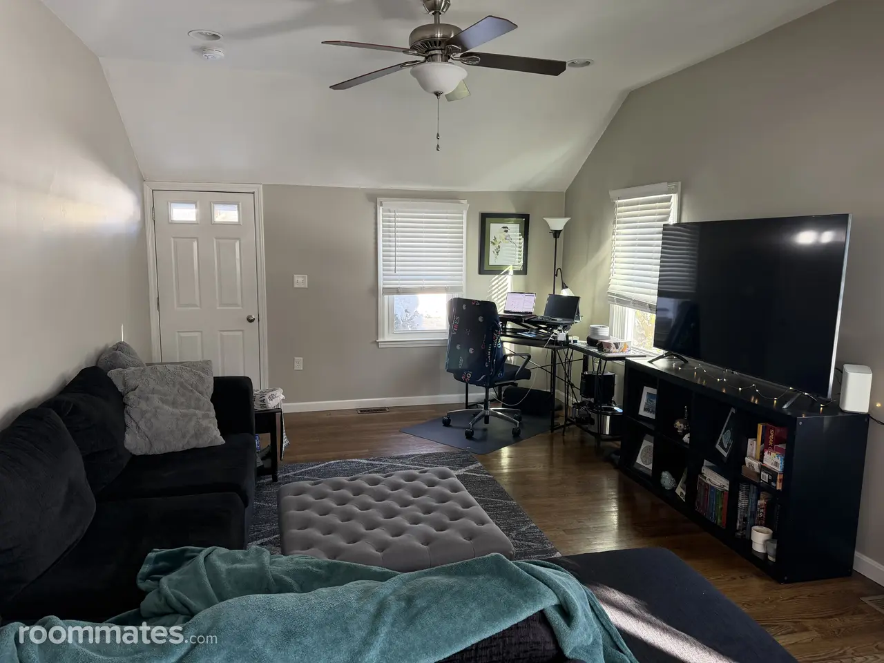 Profile photo 3 of 11