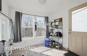 Room for rent in Hillsboro, NH $1500, house
