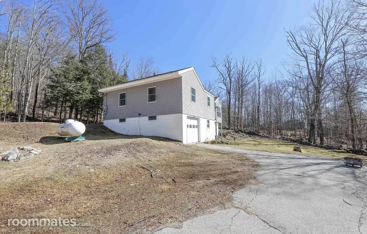 Profile photo 10 of 19