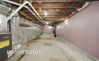 Room for rent in Hillsboro, NH $1500, house