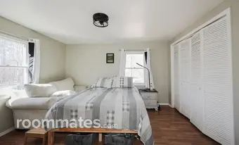 Room for rent in Hillsboro, NH $1500, house