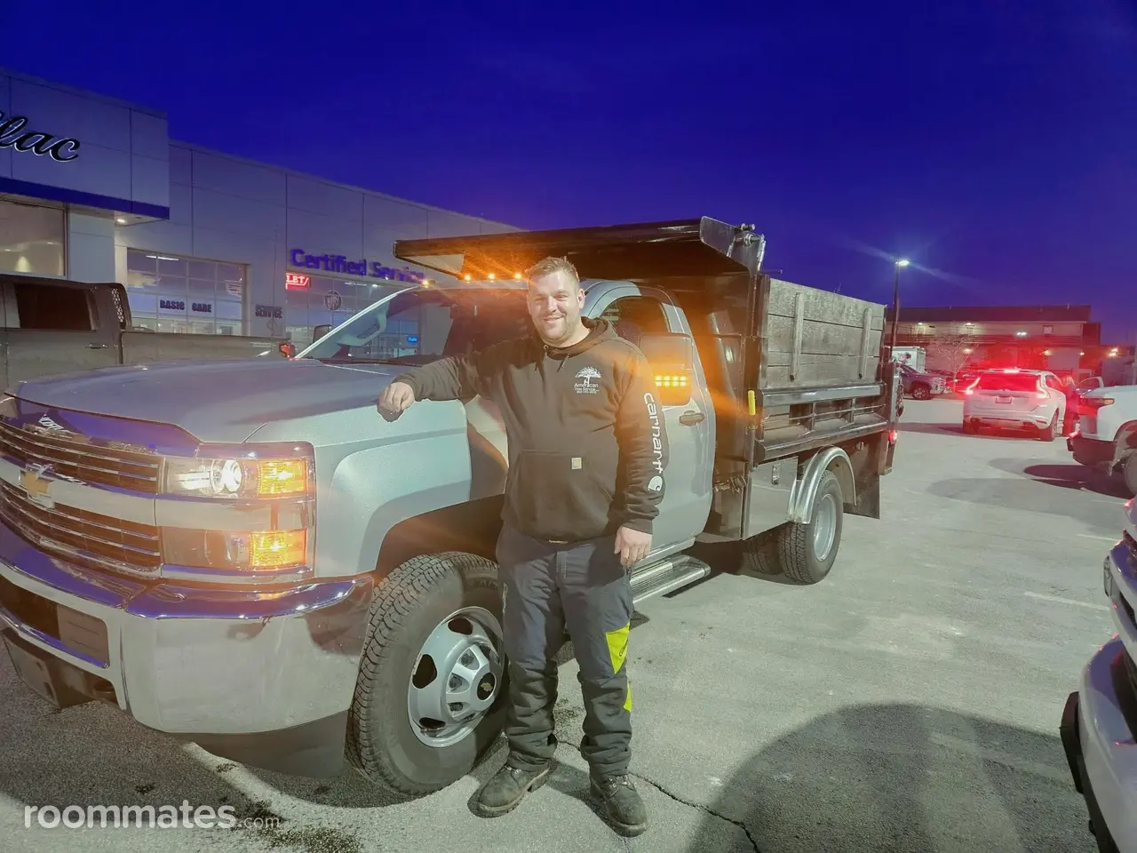 Profile photo 19 of 19