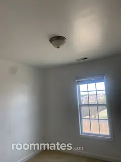 Room for rent in Jacksonville, NC $600, house