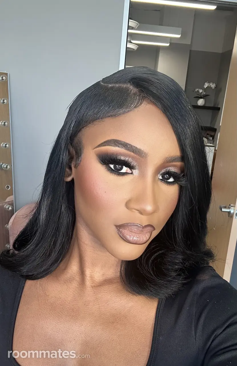 Profile photo 1 of 1