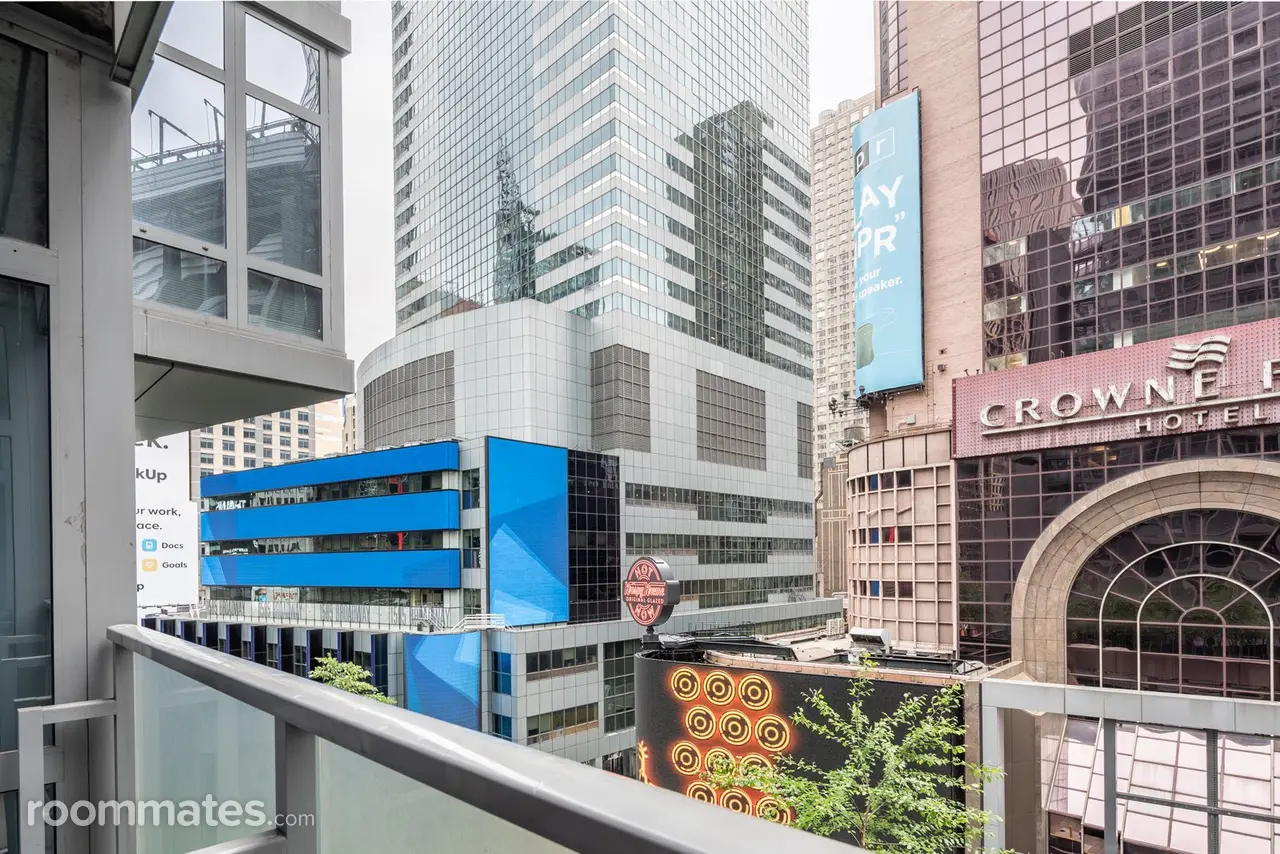 Profile photo 2 of 11