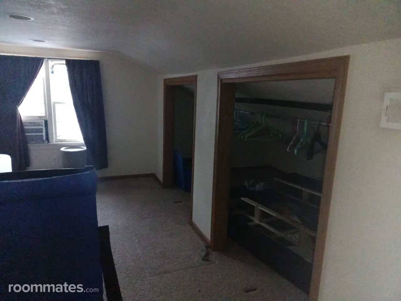 Profile photo 3 of 4