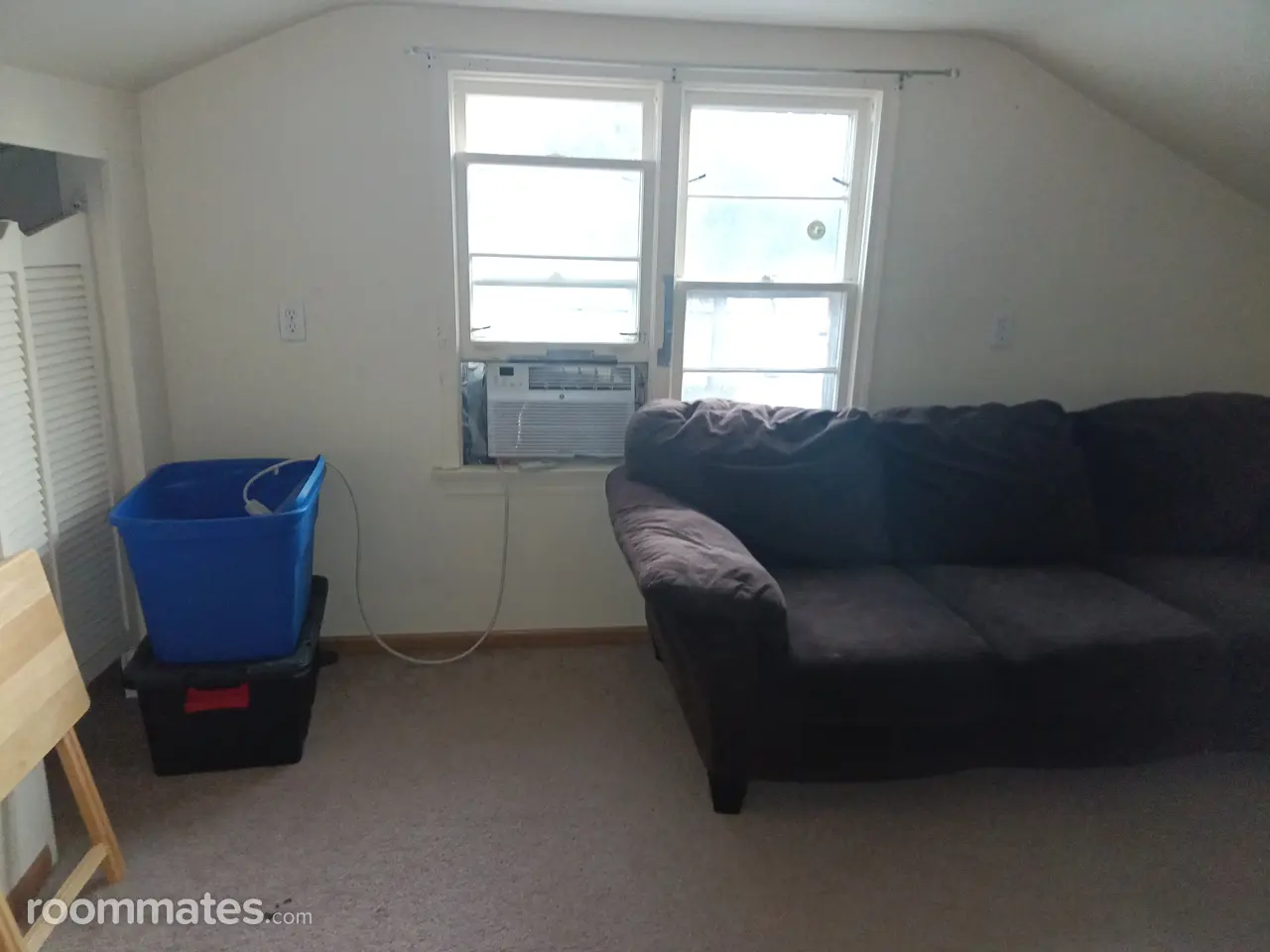 Profile photo 1 of 4