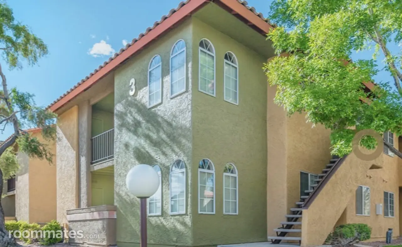 Profile photo 1 of 19