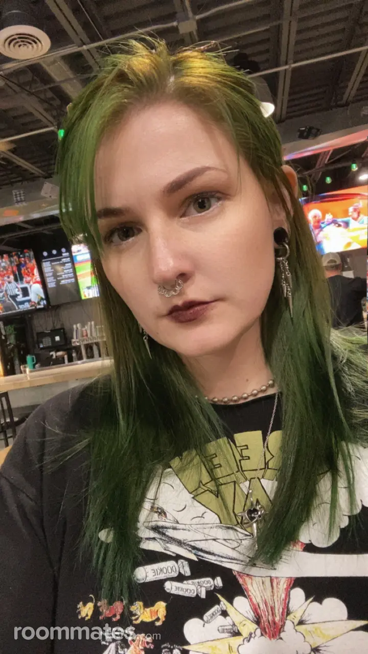 Profile photo 3 of 11