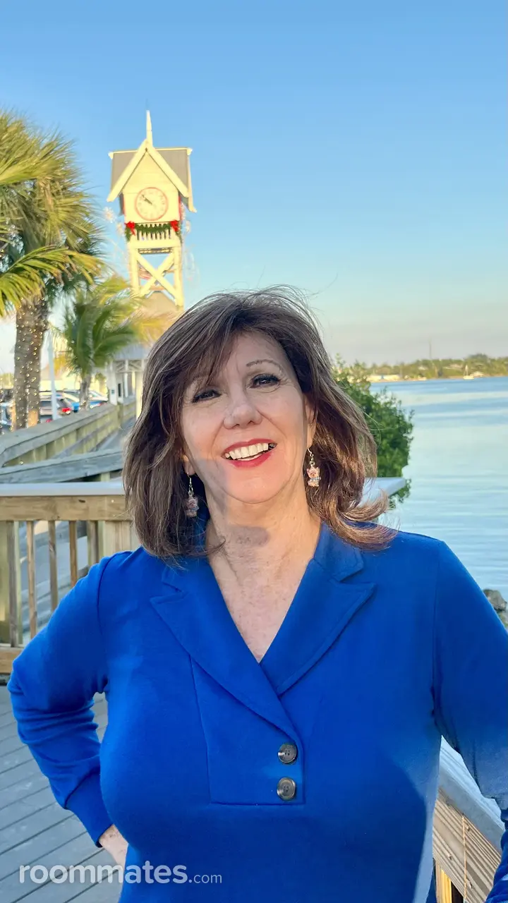 Profile photo 7 of 7