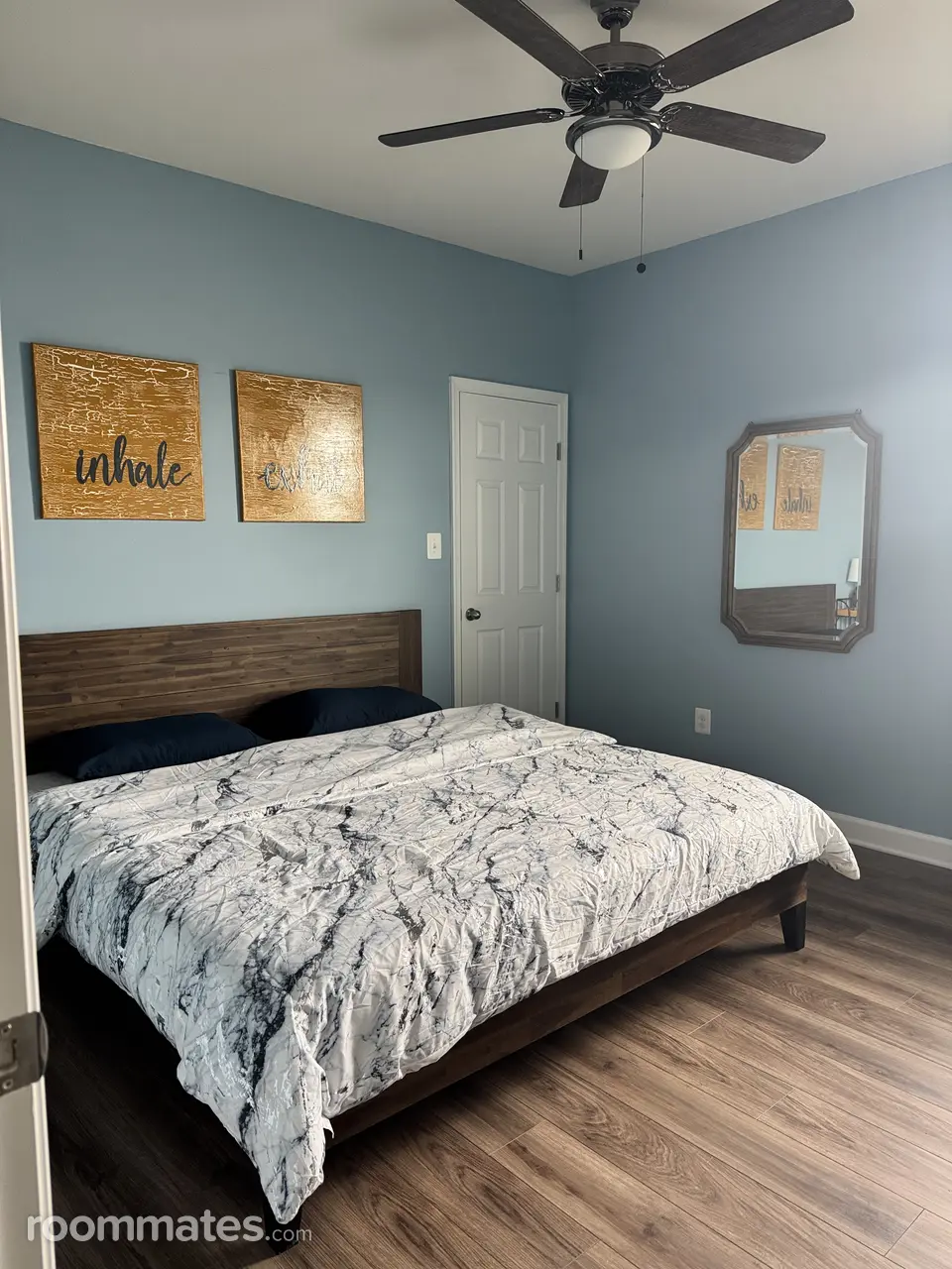 Profile photo 4 of 10