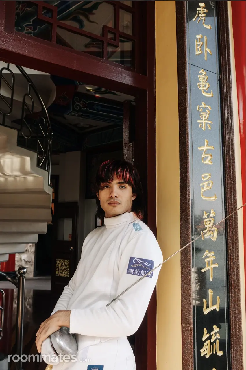 Profile photo 9 of 9