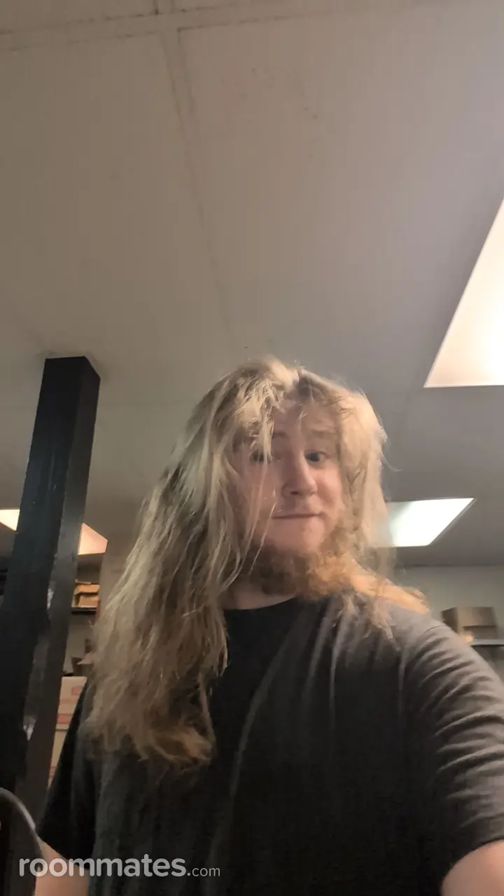 Profile photo 1 of 1