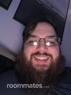 Roommate looking Tacoma, WA, $1000