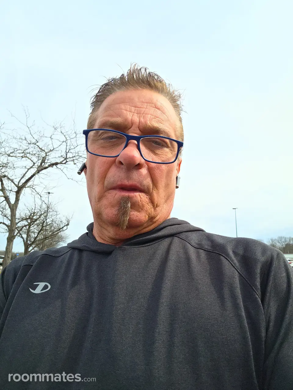 Profile photo 1 of 1