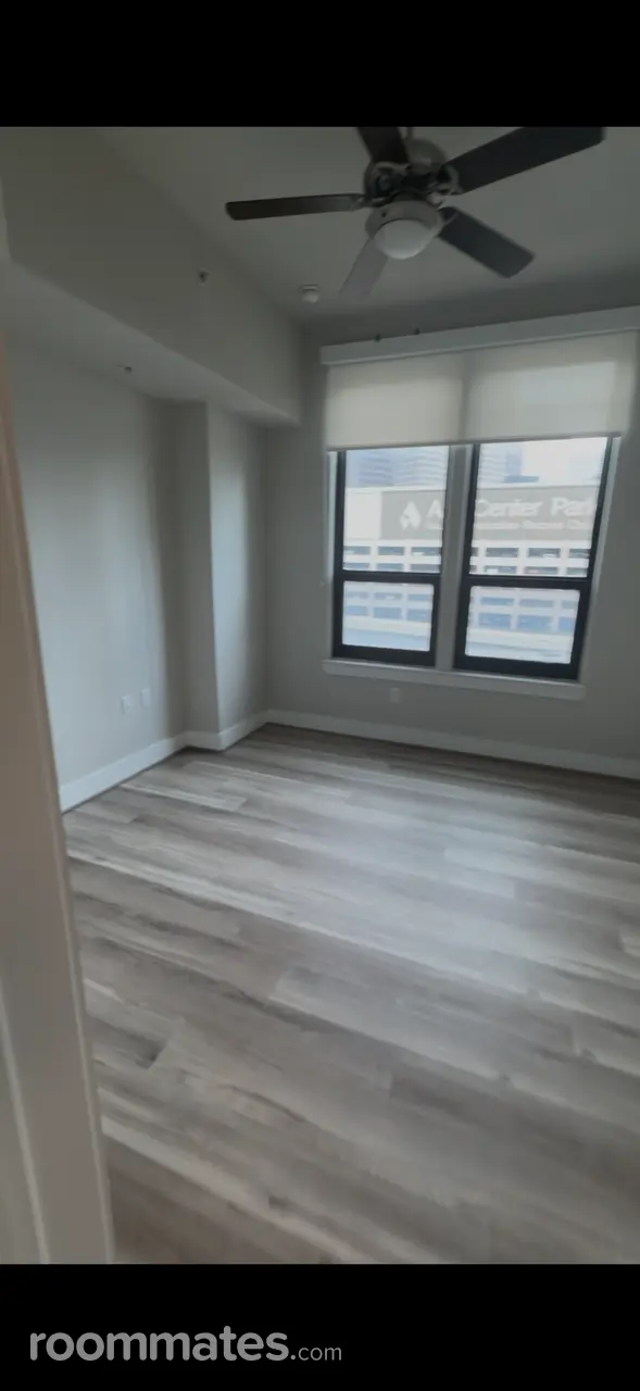 Profile photo 2 of 6