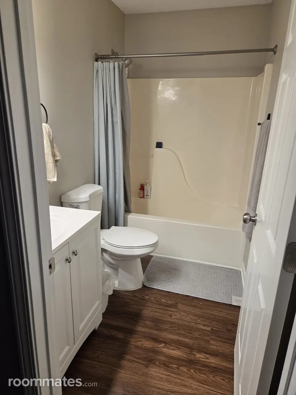 Profile photo 3 of 5