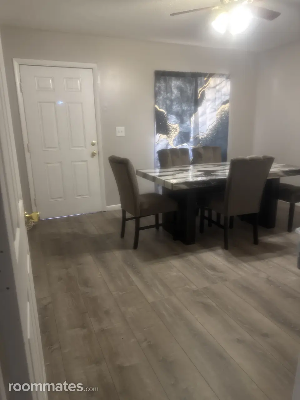 Profile photo 1 of 2