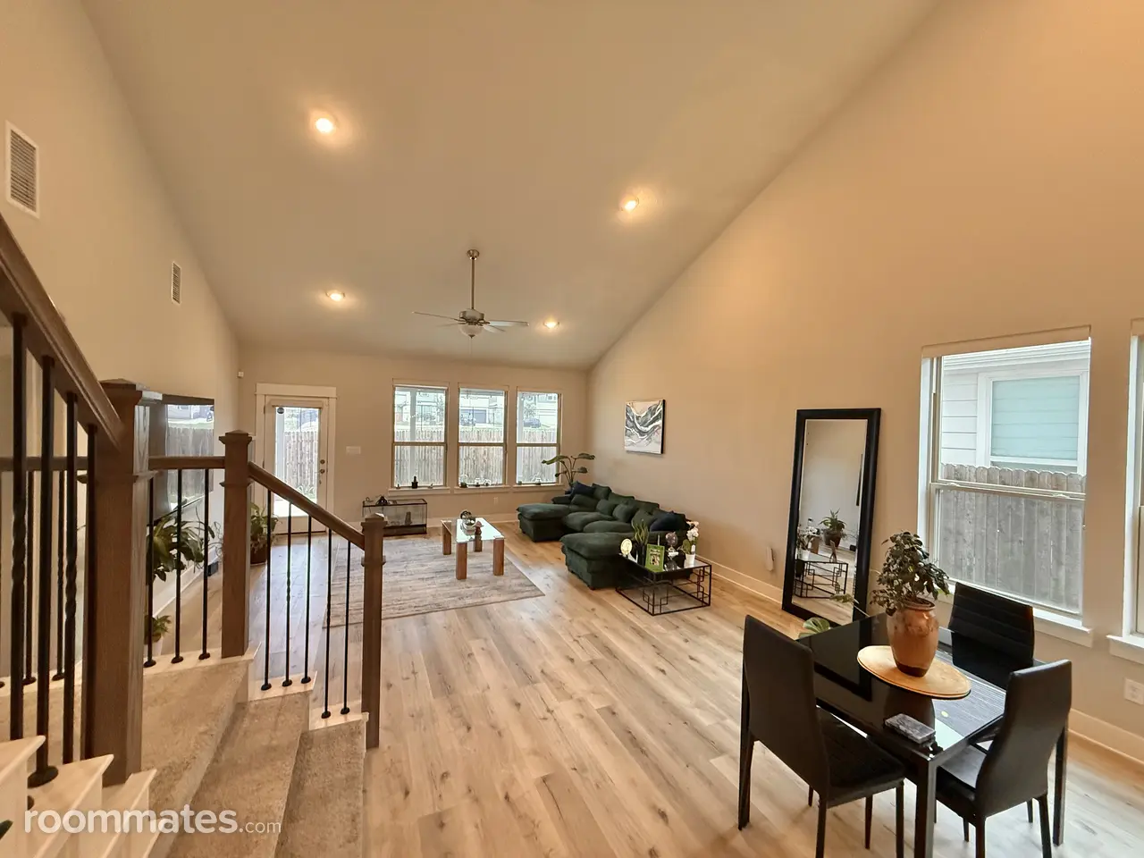 Profile photo 5 of 16