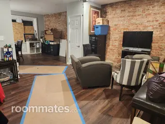 Room for rent in Chester, PA $700, house