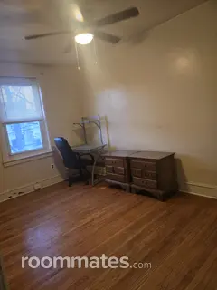 Room for rent in Chester, PA $700, house