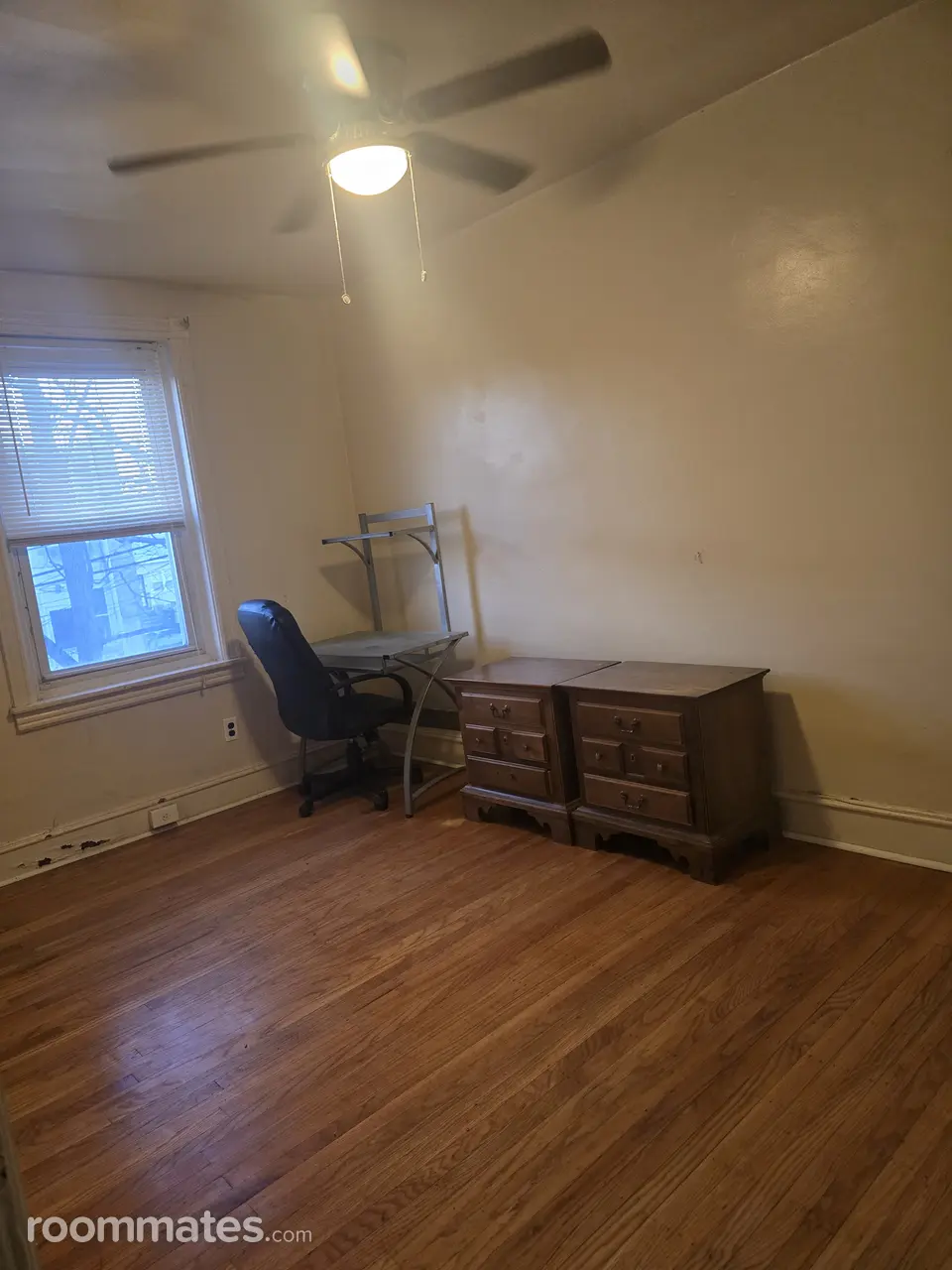 Profile photo 4 of 10