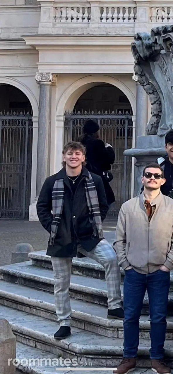 Profile photo 3 of 4