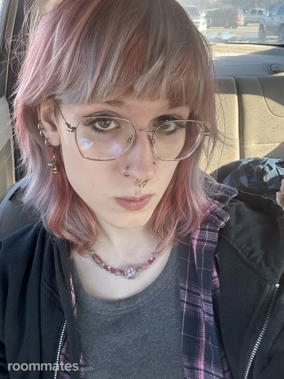 Profile photo 3 of 4