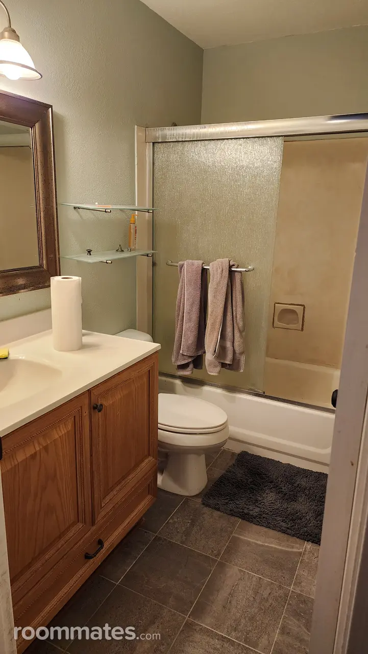 Profile photo 5 of 7