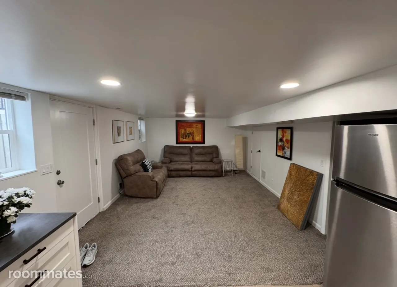 Profile photo 8 of 11